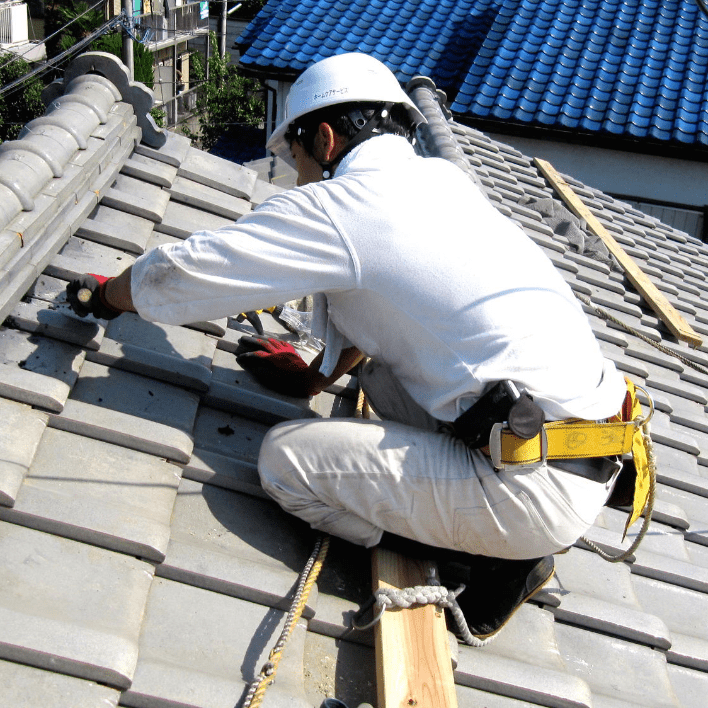 屋根の修復・葺き替え工事